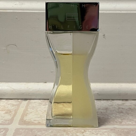 Tommy Hilfiger FREEDOM Perfume - Very Rare - 1.7 Fl Ounces - about 1/3 missing - Picture 3 of 5
